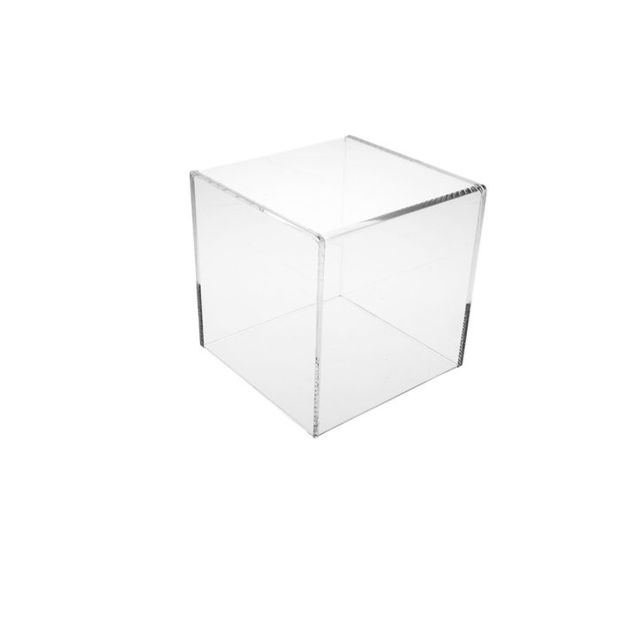 Rehausse cubique en plexiglas